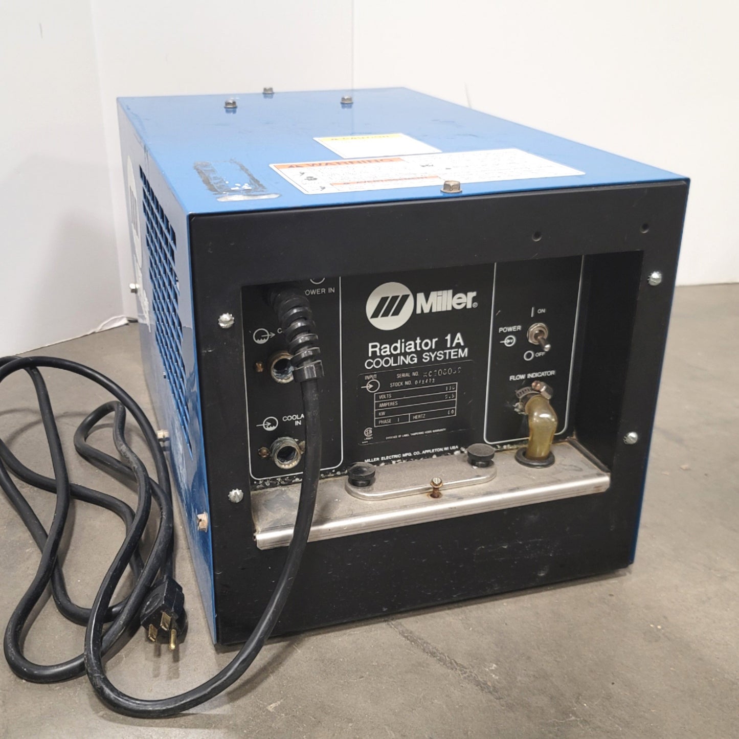 Used Miller Radiator 1A Welder Cooling System 115VAC, 1.5 Gallons, 3Qts/min @ 50psi