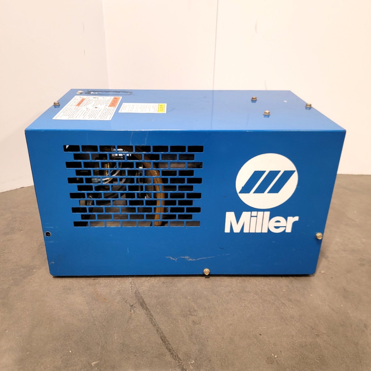 Used Miller Radiator 1A Welder Cooling System 115VAC, 1.5 Gallons, 3Qts/min @ 50psi
