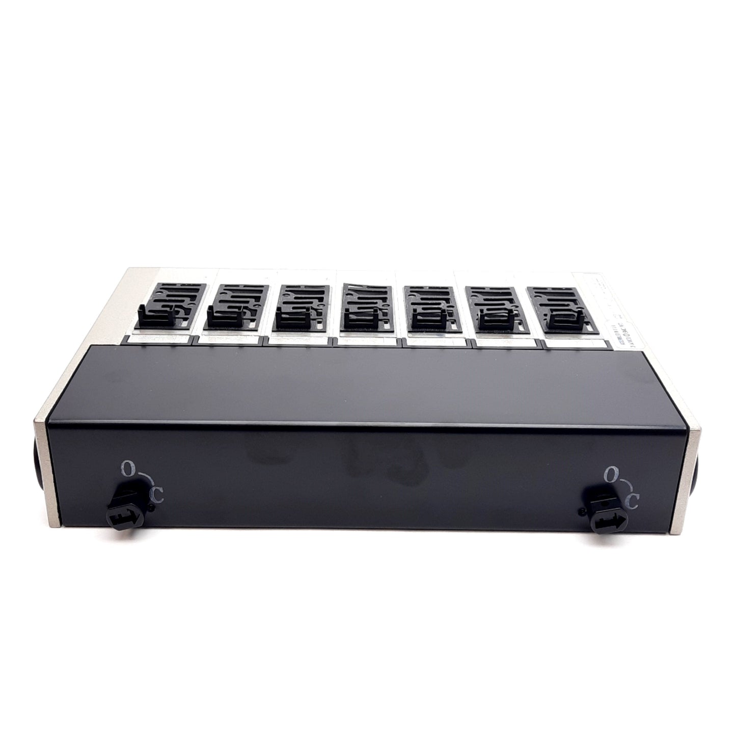 New SMC NVV5FS2-01T1-071-02T Manifold for VFS2000 Series, 7 Station, 1/4in NPTF