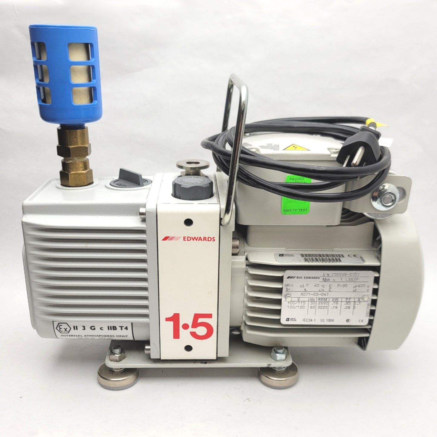 Used Edwards E2M1.5 Rotary Vane Vacuum Pump NW10, 2.0m³h-¹, 5 x 10-4 mbar, 115VAC