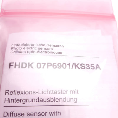 Baumer FDHK 07P6901/KS35A Photoelectric Diffuse Sensor, 10-60mm, PNP, 10-30VDC