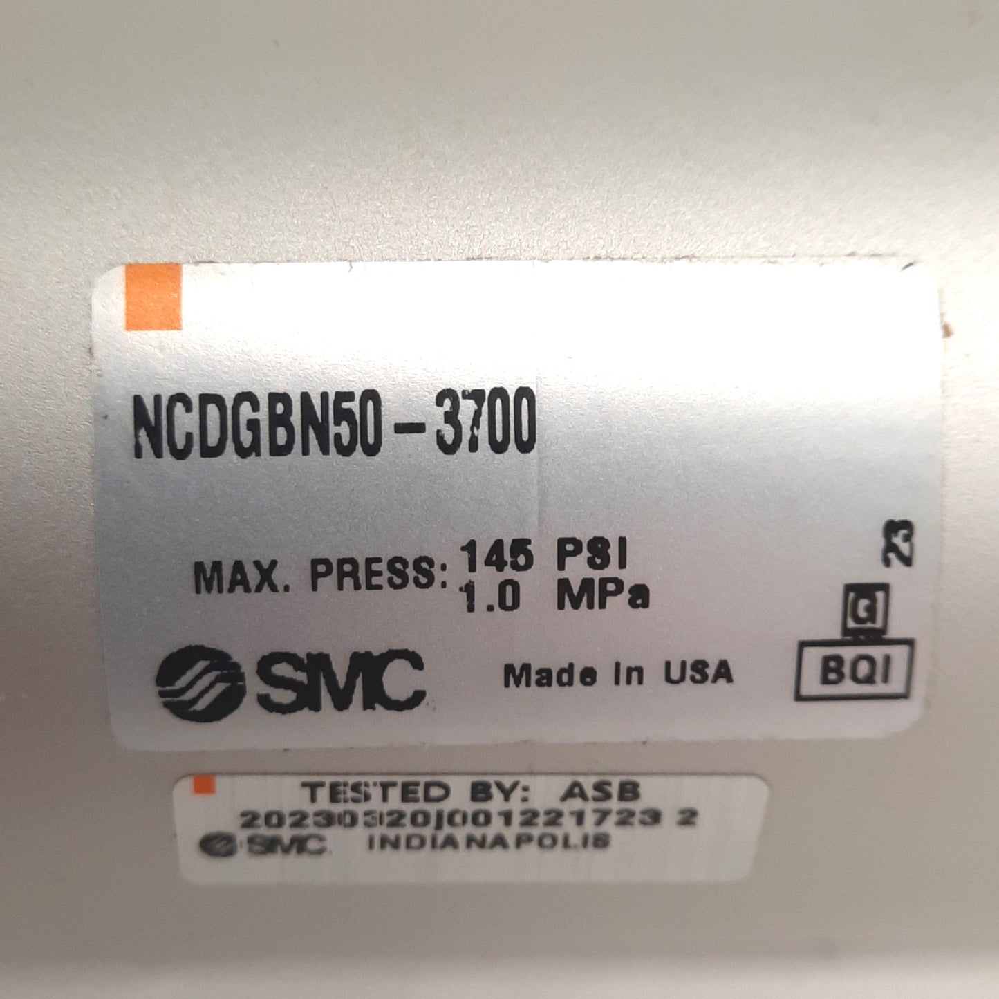 New SMC NCDGBN50-3700 Pneumatic Cylinder ø2in Bore, 37in Stroke, 145psi, 1/4in NPT