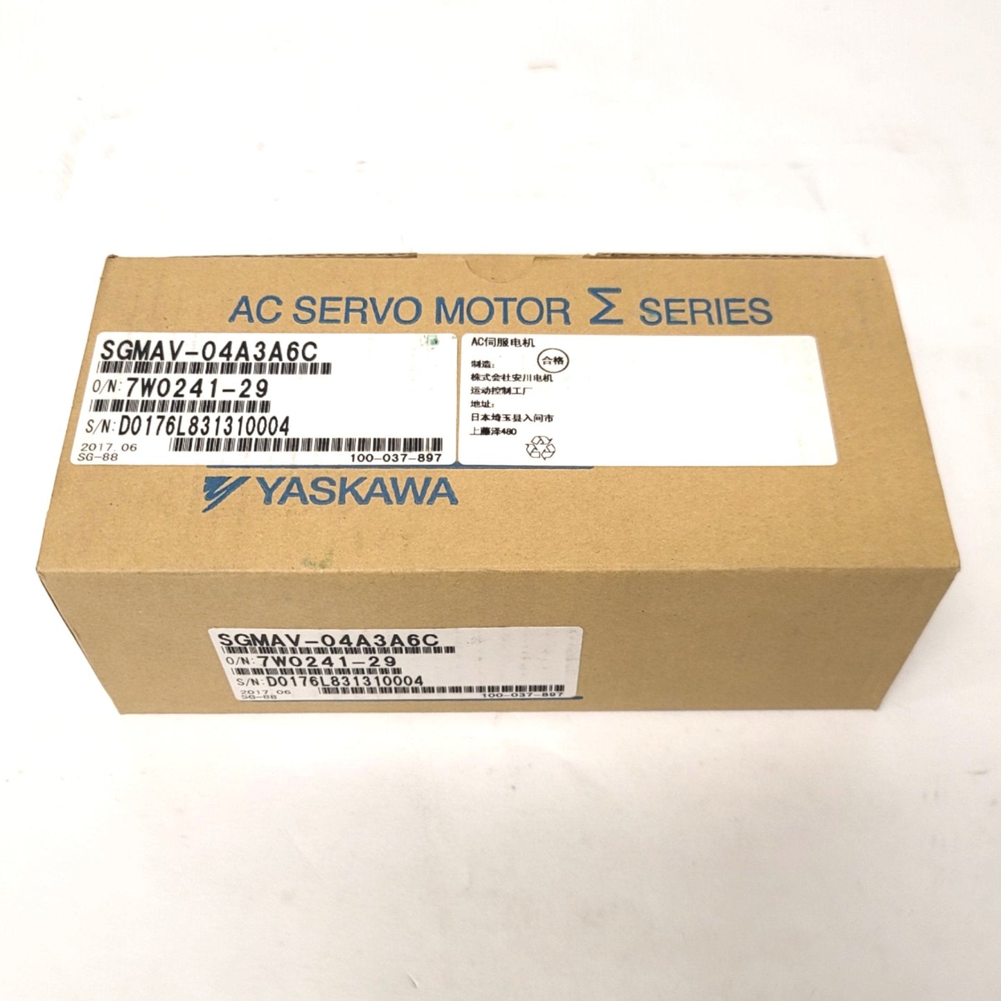New Yaskawa SGMAV-04A3A6C Sigma 5 Servo Motor 400W, 200VAC 2.6A, 3000RPM, 1.27Nm