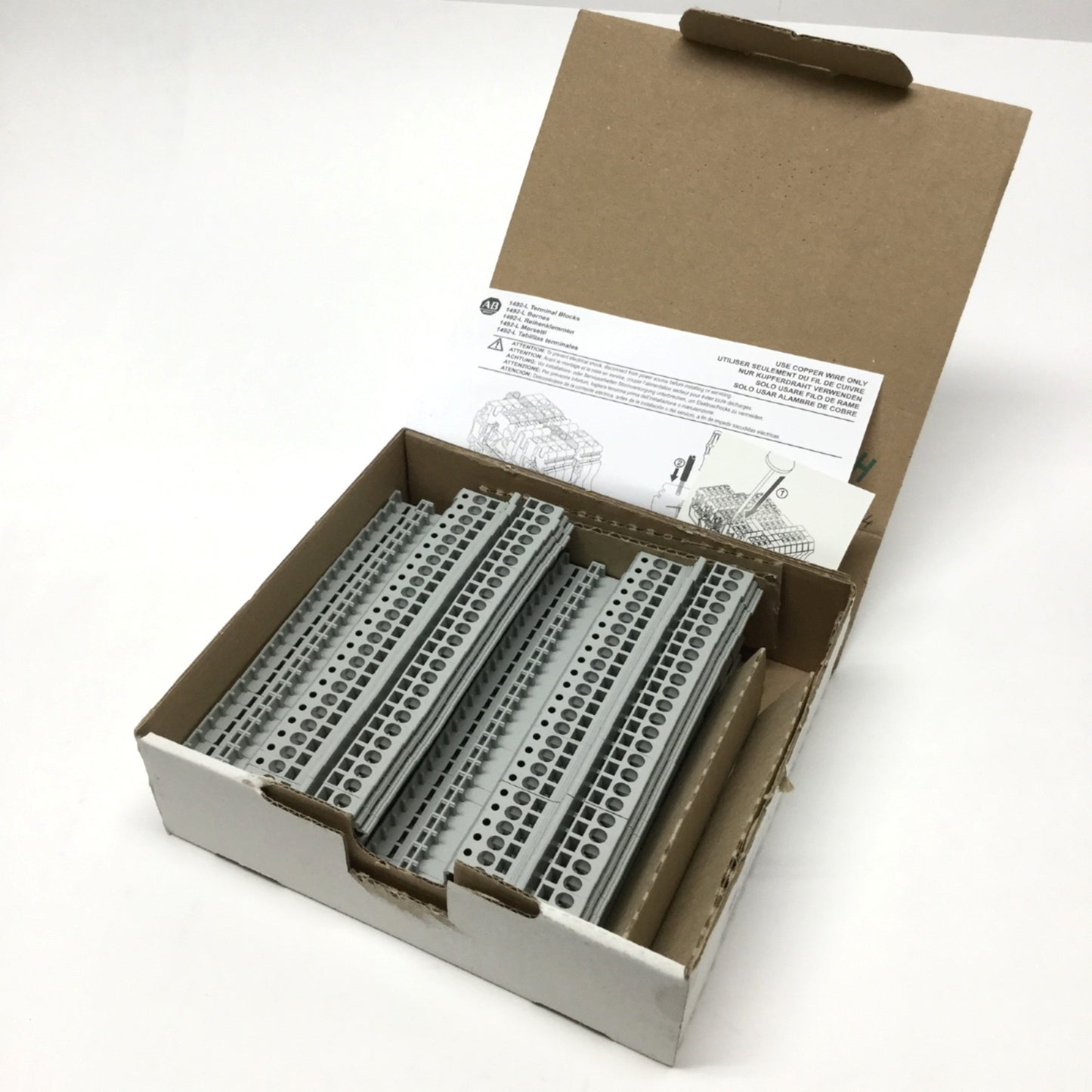 New – Open box Lot of 50 Allen Bradley 1492-LS2-3 3-Conductor Sensor Block Base 250V AC/DC 17A