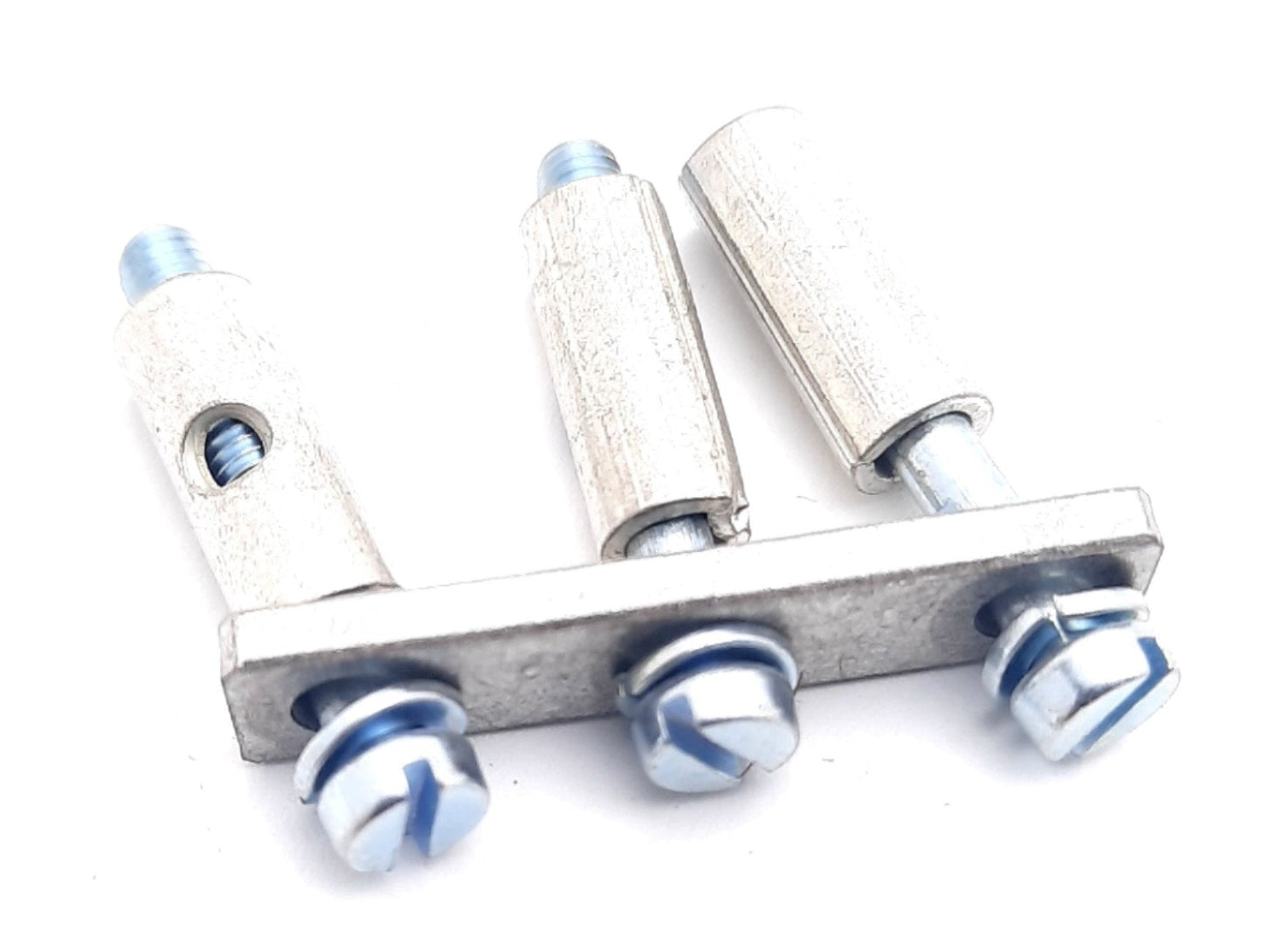 New Lot of 32 Weidmuller 0457200000 Screw Style Jumper 3 Pole 6.0mm Pitch