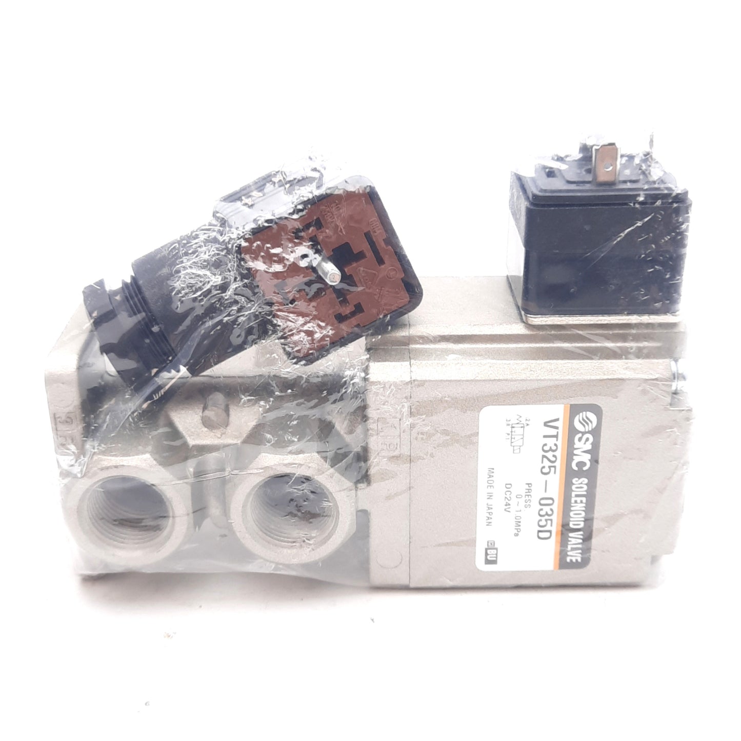 New SMC VT325-035D Poppet Valve, Solenoid Operated, Rc3/8 Ports, 24VDC Coil, 0-1MPa