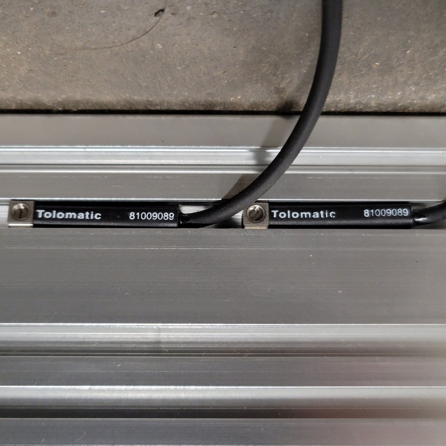 Used Tolomatic MXP40P-NP-SK28-TK2 Profiled Rail Pneumatic Linear Actuator, 28" Stroke