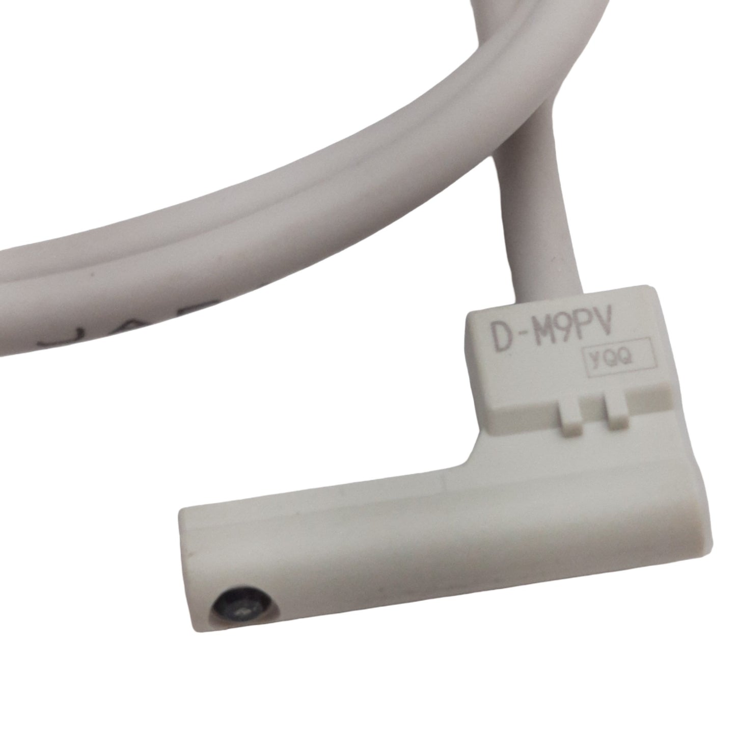 New – Open box Lot of 2 SMC D-M9PV Solid State Sensor, Perpendicular, 24VDC PNP-NO 3-Wire, 0.5m