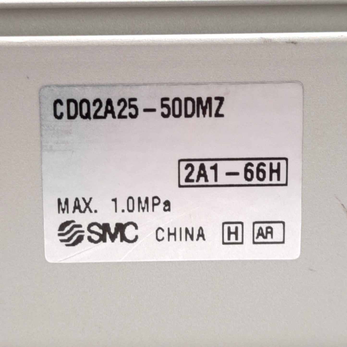 New – Open box SMC CDQ2A25-50DMZ Compact Cylinder ø25mm Bore, 50mm Stroke, 1.0MPa, M5x0.8 Ports