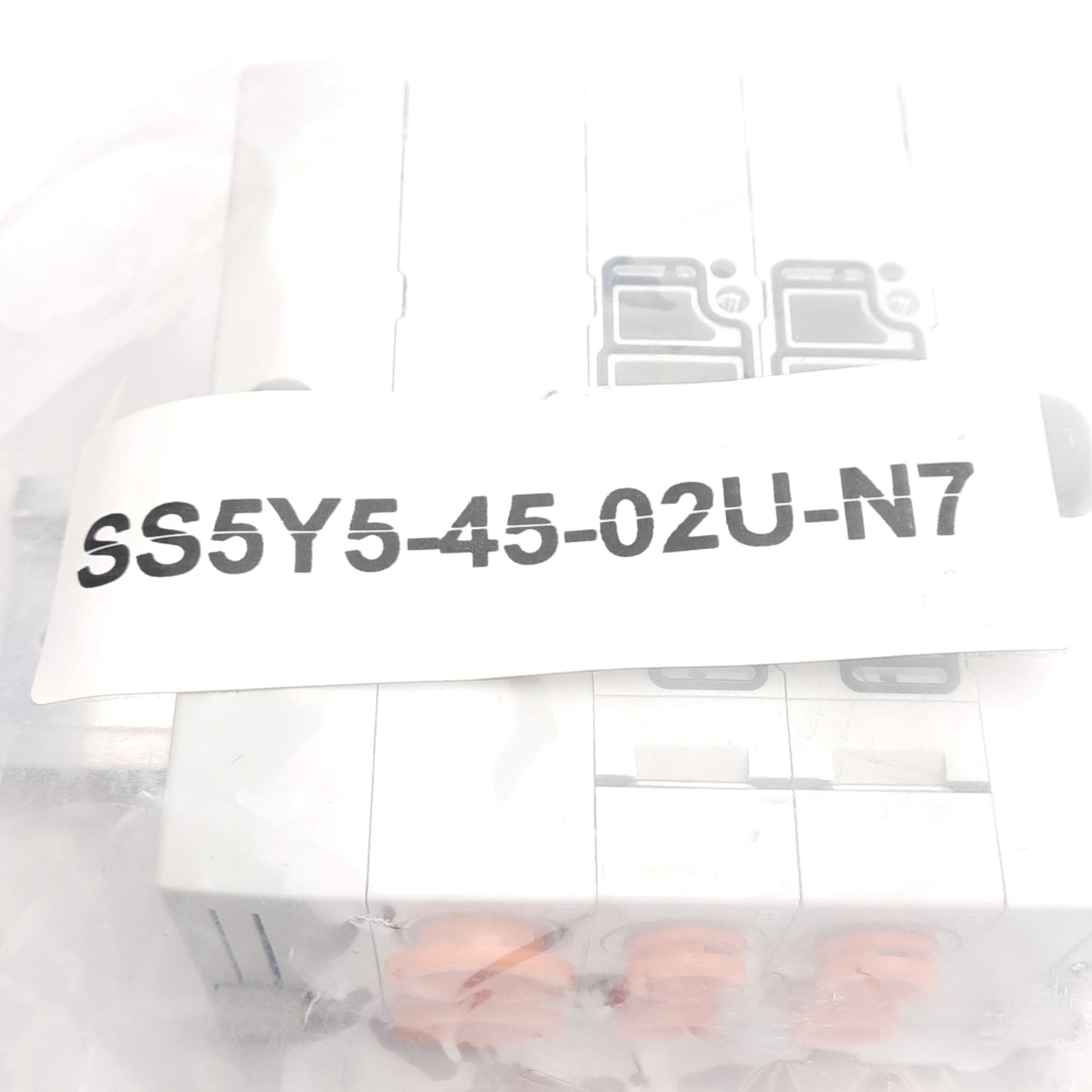 New SMC SS5Y5-45-02U-N7 Pneumatic Manifold, 2-Station, ø1/4in & ø3/8in One-Touch