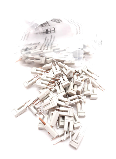 New Lot of 96 Wago 2001-402 Push-in Jumpers 2 Position Flat Pin 800V, 18A