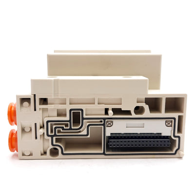 New SMC SV1000-51D-18A-N9 D-Side End Block ø5/16in One-Touch, EX120 Serial Connector