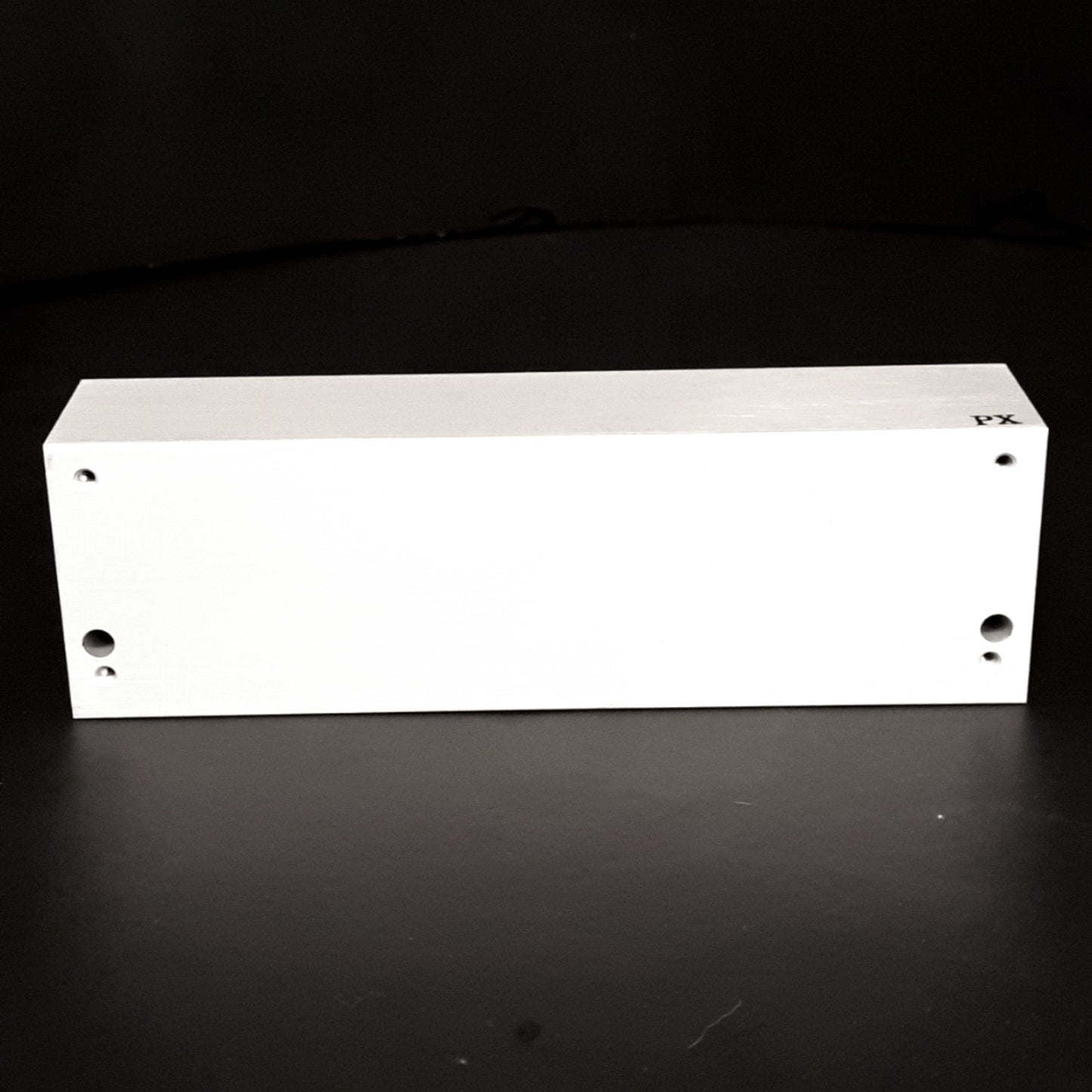 New SMC VV2Q22-04-00T Pneumatic Manifold, 4-Station, 3/8in NPTF, For: VQ20 Series