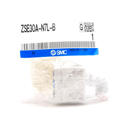 New SMC ZSE30A-N7L-B Vacuum Switch PNP Out, ø1/4in One-Touch, 12-24VDC, 0 to -101kPa