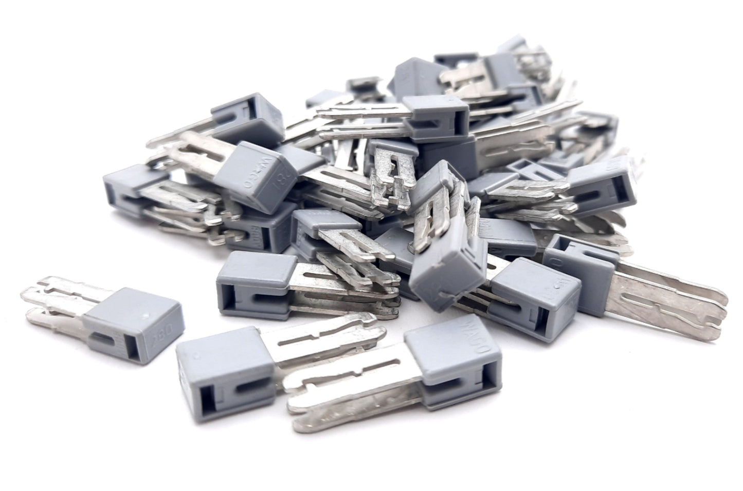 New – Open box Lot of 50 Wago 281-402 Adjacent Jumper Terminal Block Accessories 4 Position