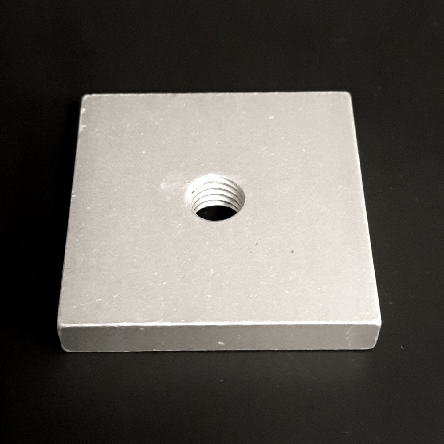 New Lot of 8 Tslots 664069 40 S Single Backing Plate Aluminum Extrusion, M8x1.0