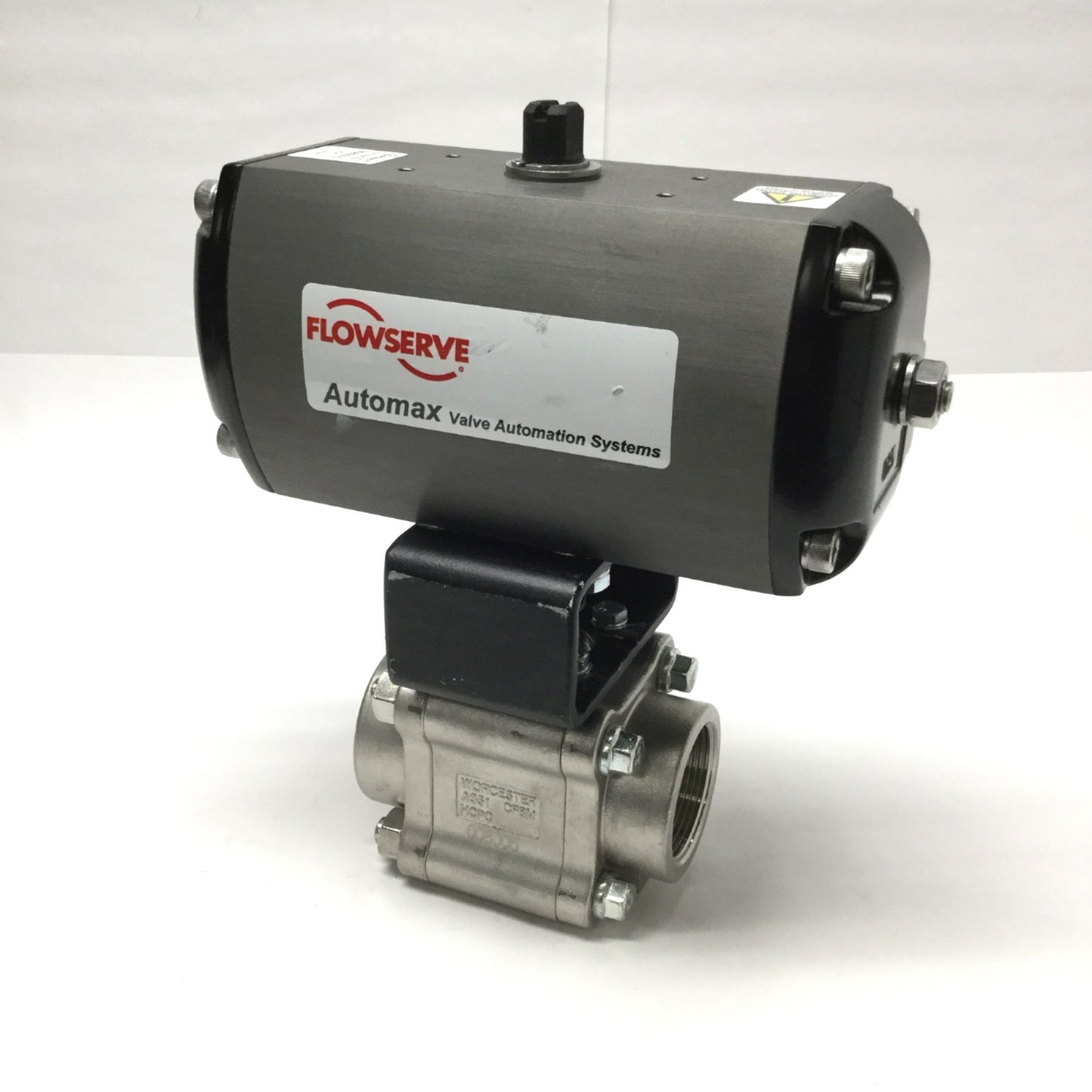 New – Open box Automax Flowserve B085S10 Rack and Pinion Rotary Actuator 90° w/1-1/2" NPT Valve