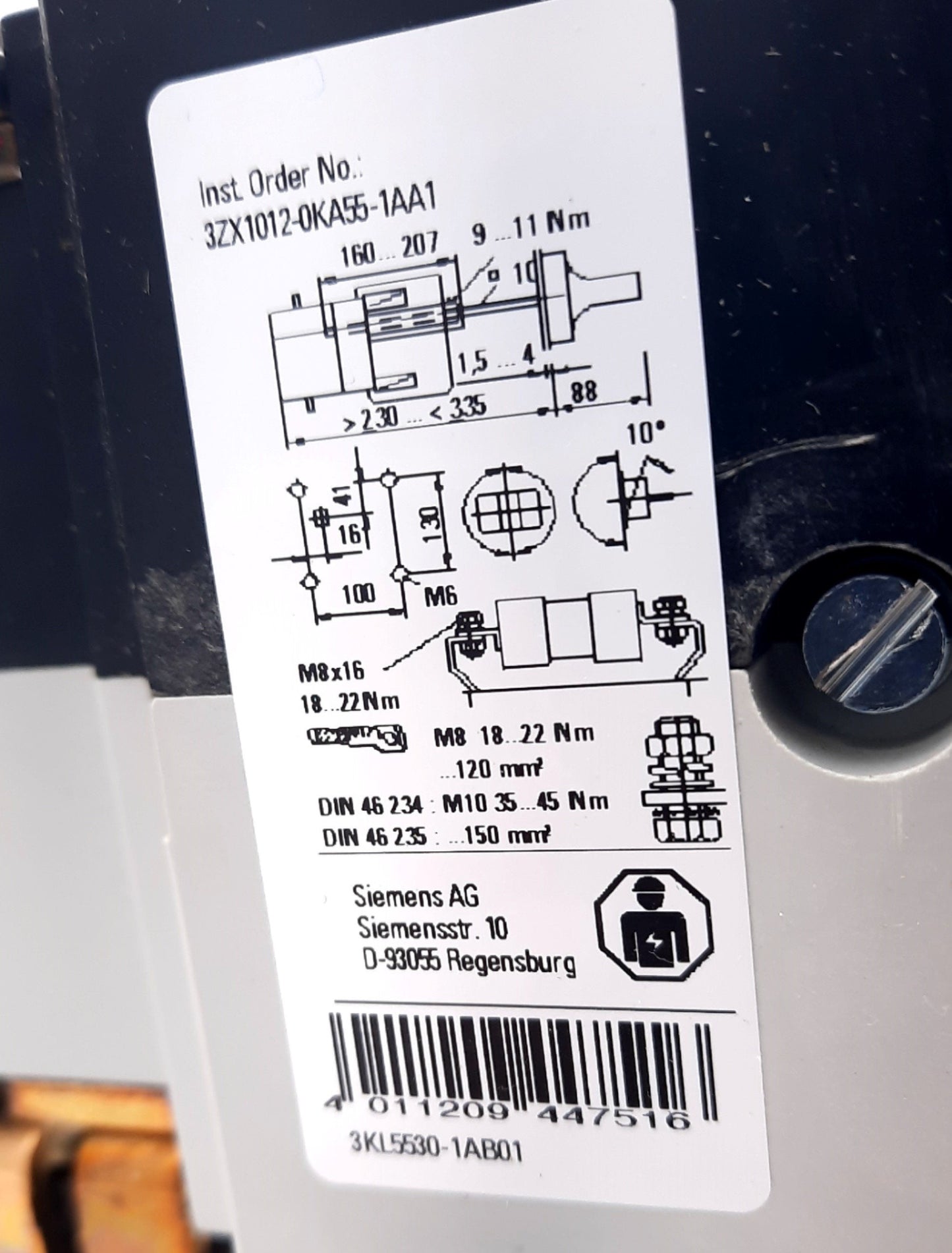 New Siemens 3KL5530-1AB01 Switch Disconnect W/Fuse 3 Pole 440VDC 11W 250A 200HP