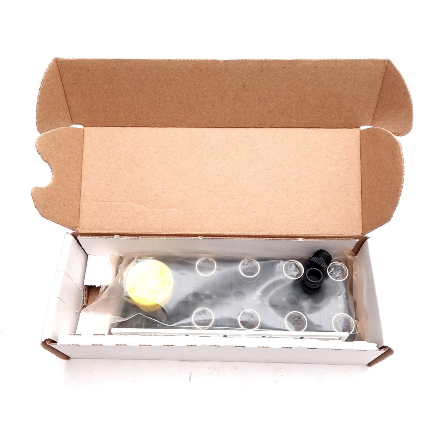 New Turck 8MB12Z-5-CS19 Junction Box, M12 Eurofast Ports, M23 Male Connector, 60V 2A