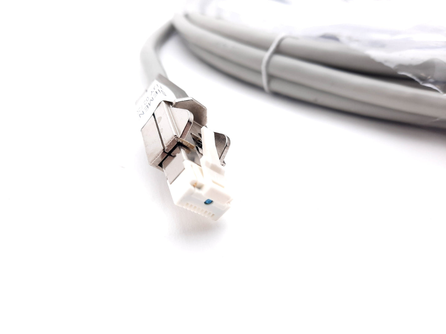 New Siemens 6FX2002-1DC00-1AF4 DRIVE-CLiQ Signal Cable RJ45 (x2), 5m Length, w/o 24V