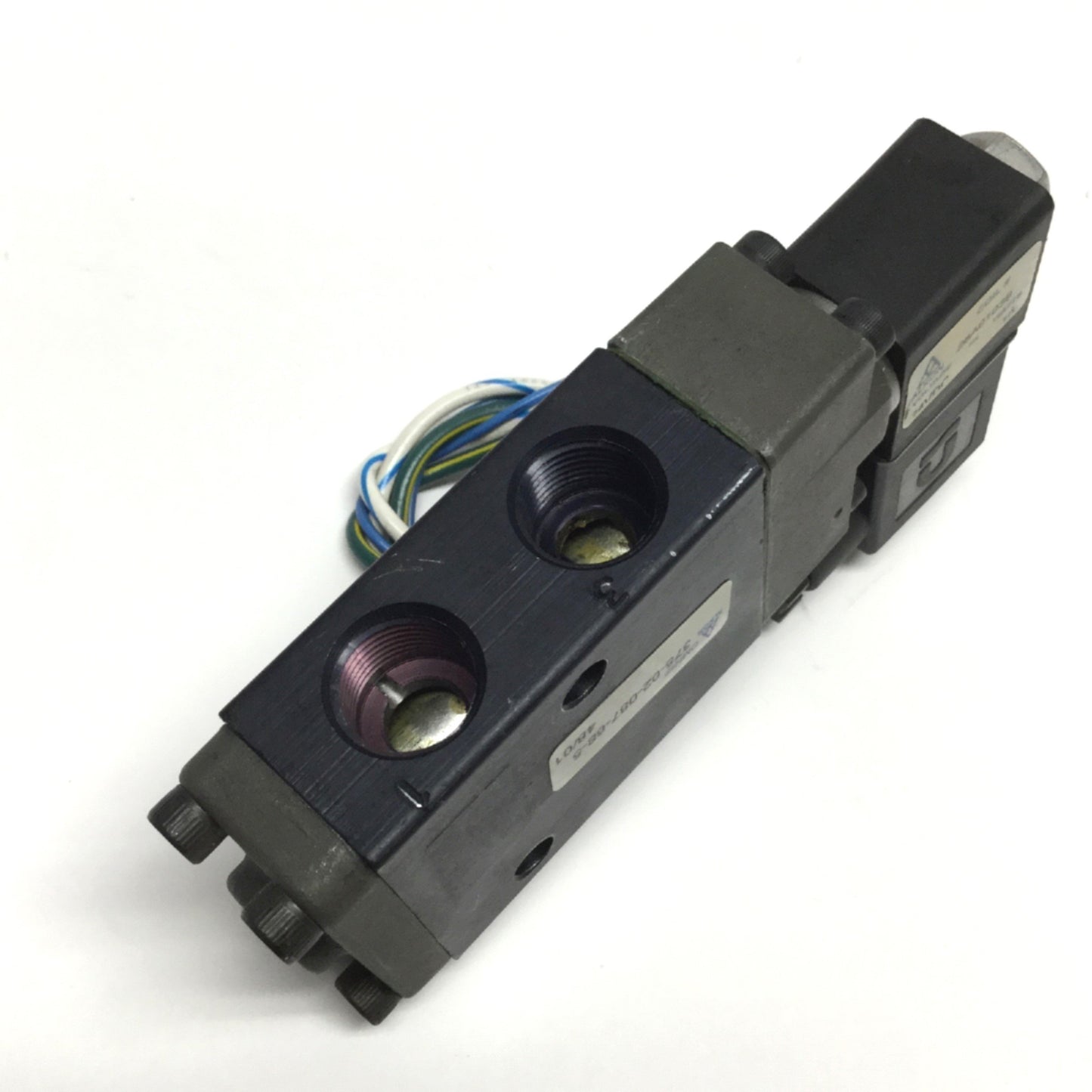 Used Alkon OMNI 375-02-087-68-5 Solenoid Valve 3/8" NPT, 2-Position 3-Way, 24VDC