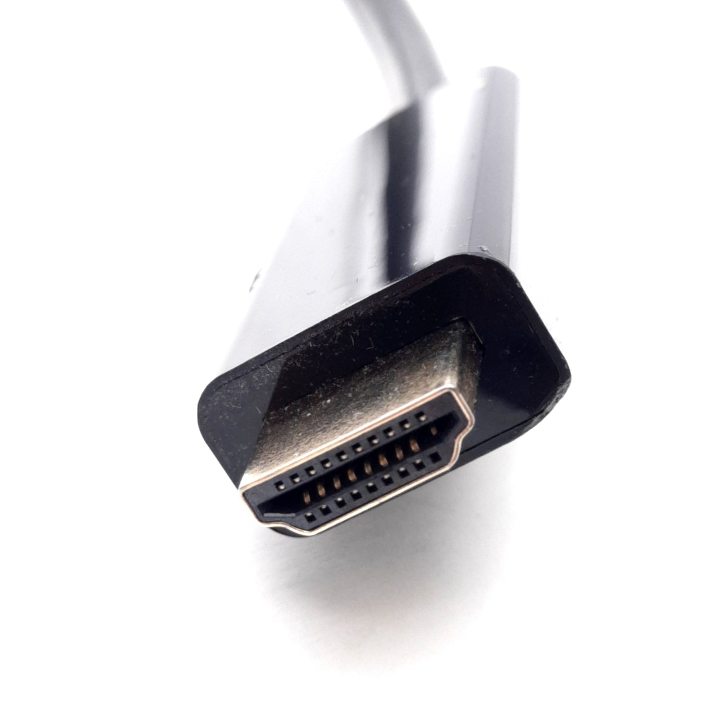 Used L-Com VHA00014-5M Digital Video Cable, DisplayPort Male to HDMI Male, 5m