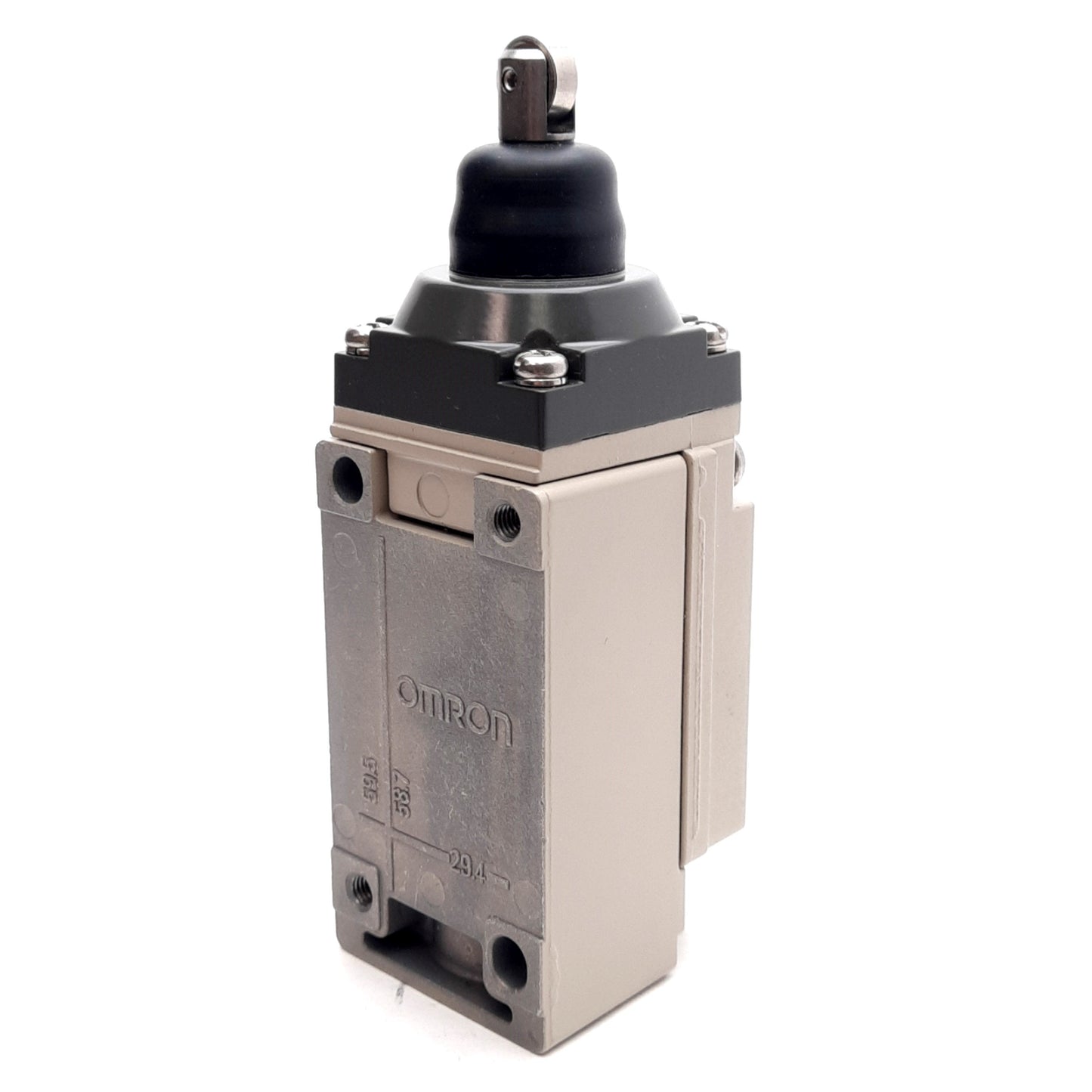 New Omron D4A-1110N Limit Switch, SPDT 1NC + 1NO, 120/240/480/600VAC 10A, 1/2in NPT