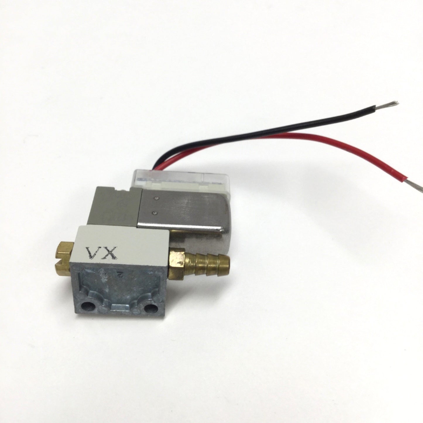Used SMC V124A-5G-M5 V100 Solenoid Valve, 3-Port, NO, 0-0.7MPa, 24VDC