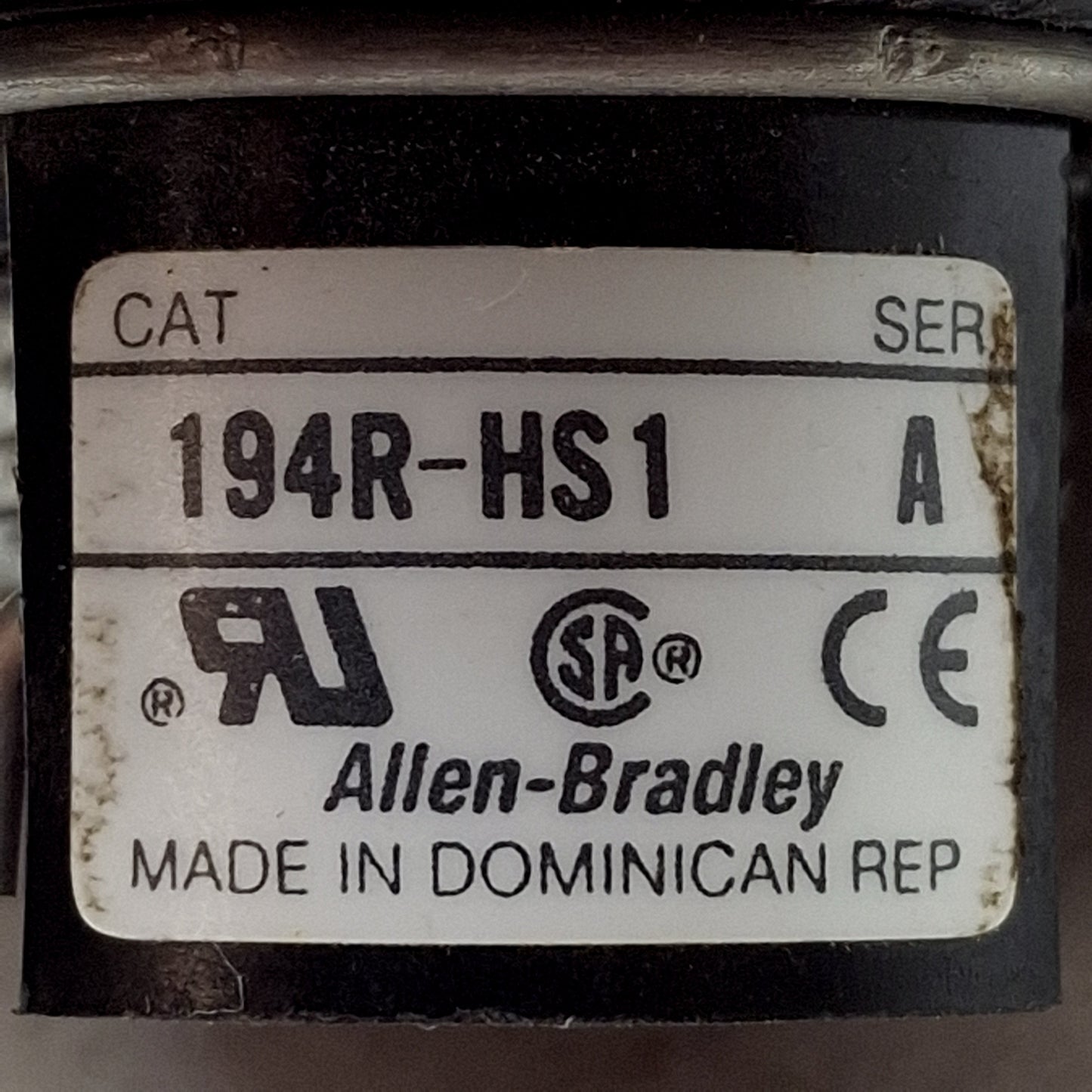 Used Allen Bradley 194R-HS1 Rotary Disconnect Switch Handle, Black, 2-Position, 90°