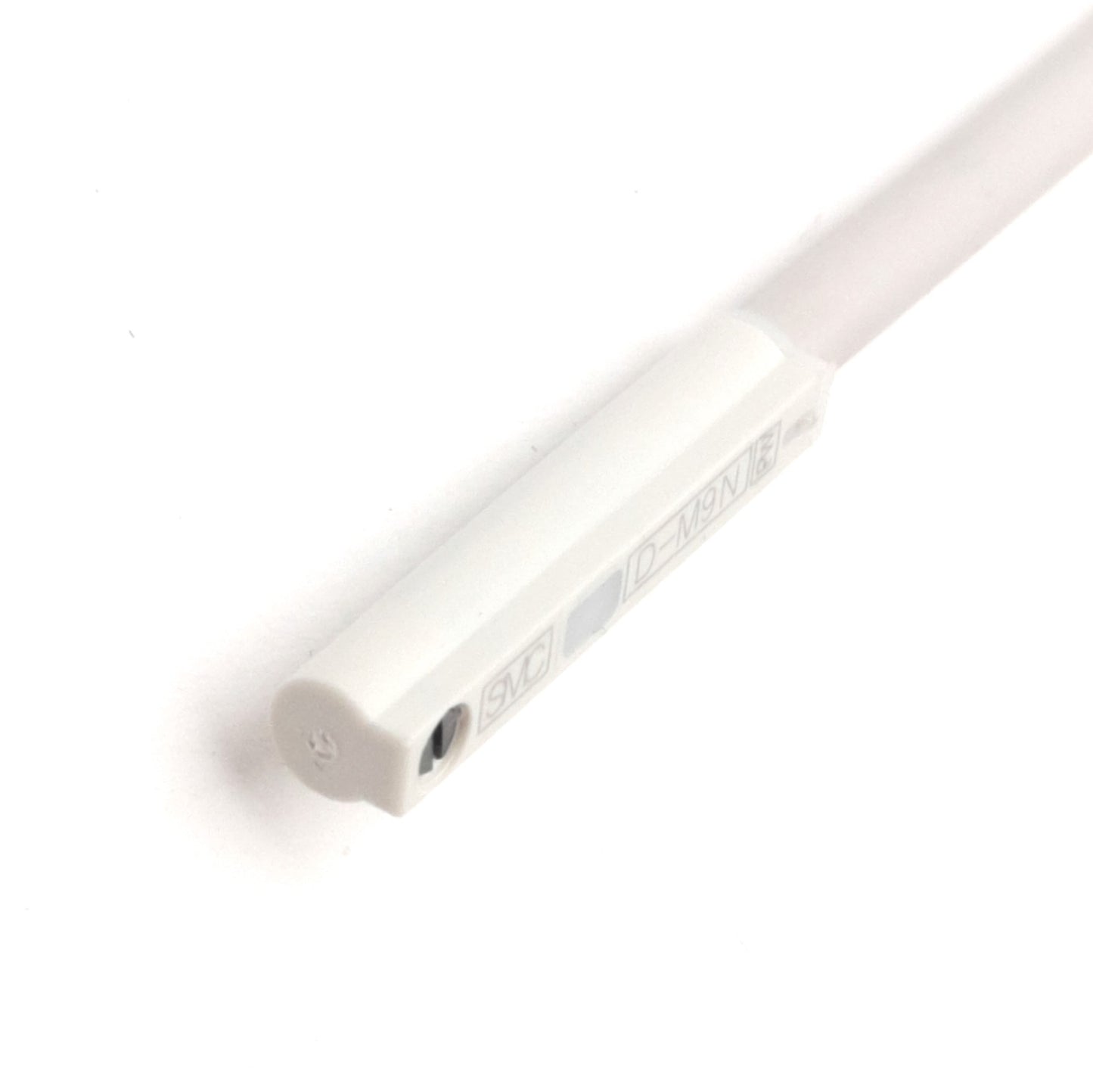 New – Open box Lot of 2 SMC D-M9N Solid State Auto Switch, 4.5-28VDC 40mA, 3-Wire, NPN, 3m