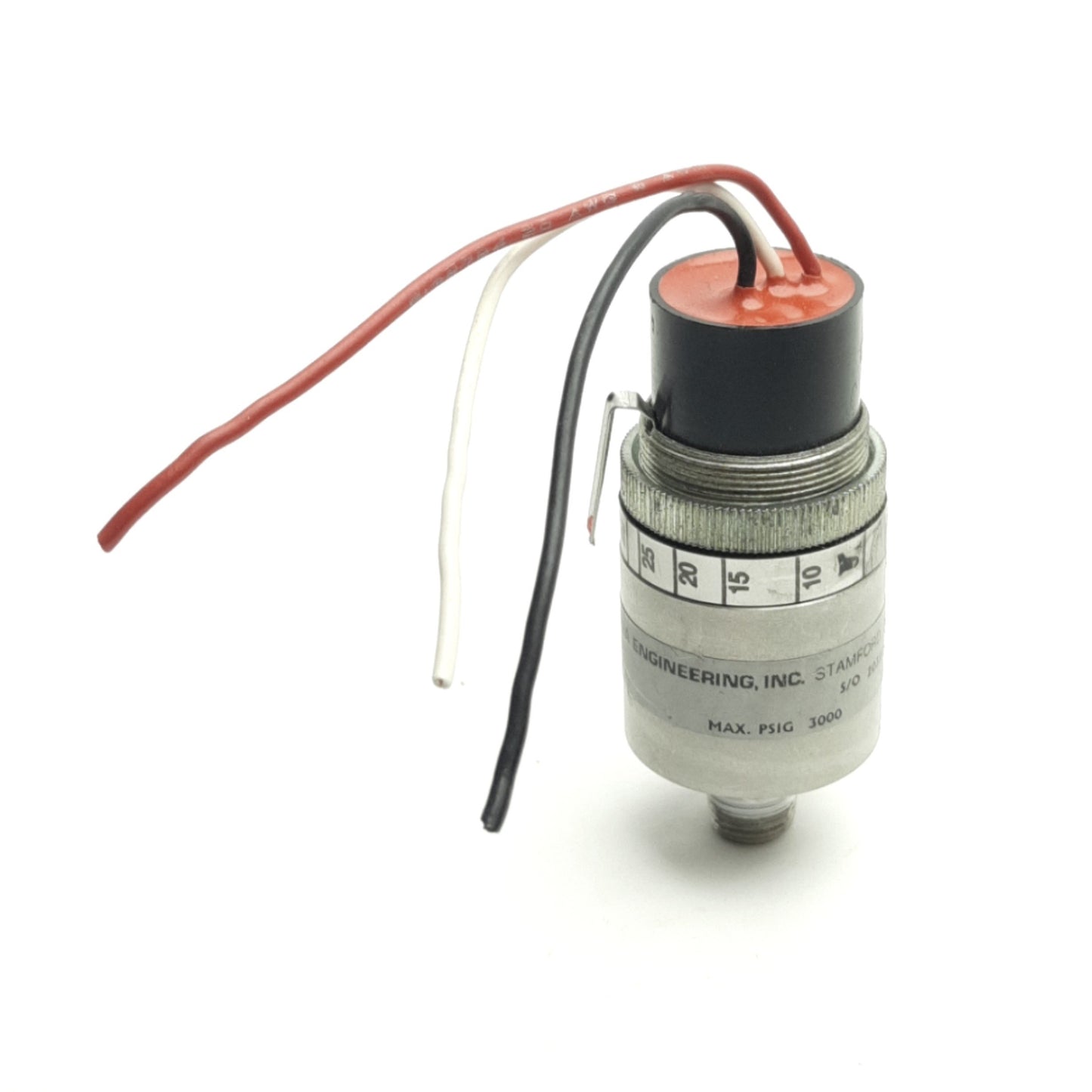 Used Omega Engineering PSW-551 Pressure Switch SPST-5A, 0.8-30Psi Range, 1/8" NPT