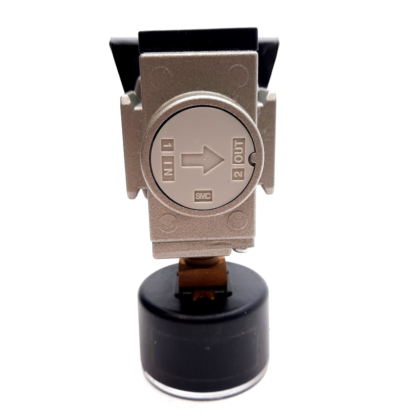 Used SMC AR20K-N01-Z Pneumatic Regulator w/ Gauge & Bracket 7-125psi, 1/8in NPT Ports