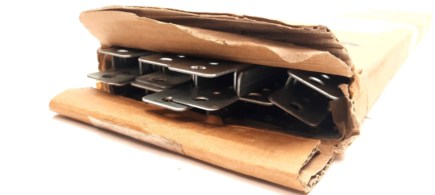 New Lot of 18 Rittal 4579000 Support Strip For VX, TS, SE, CM, TP, AX Enclosures 31"