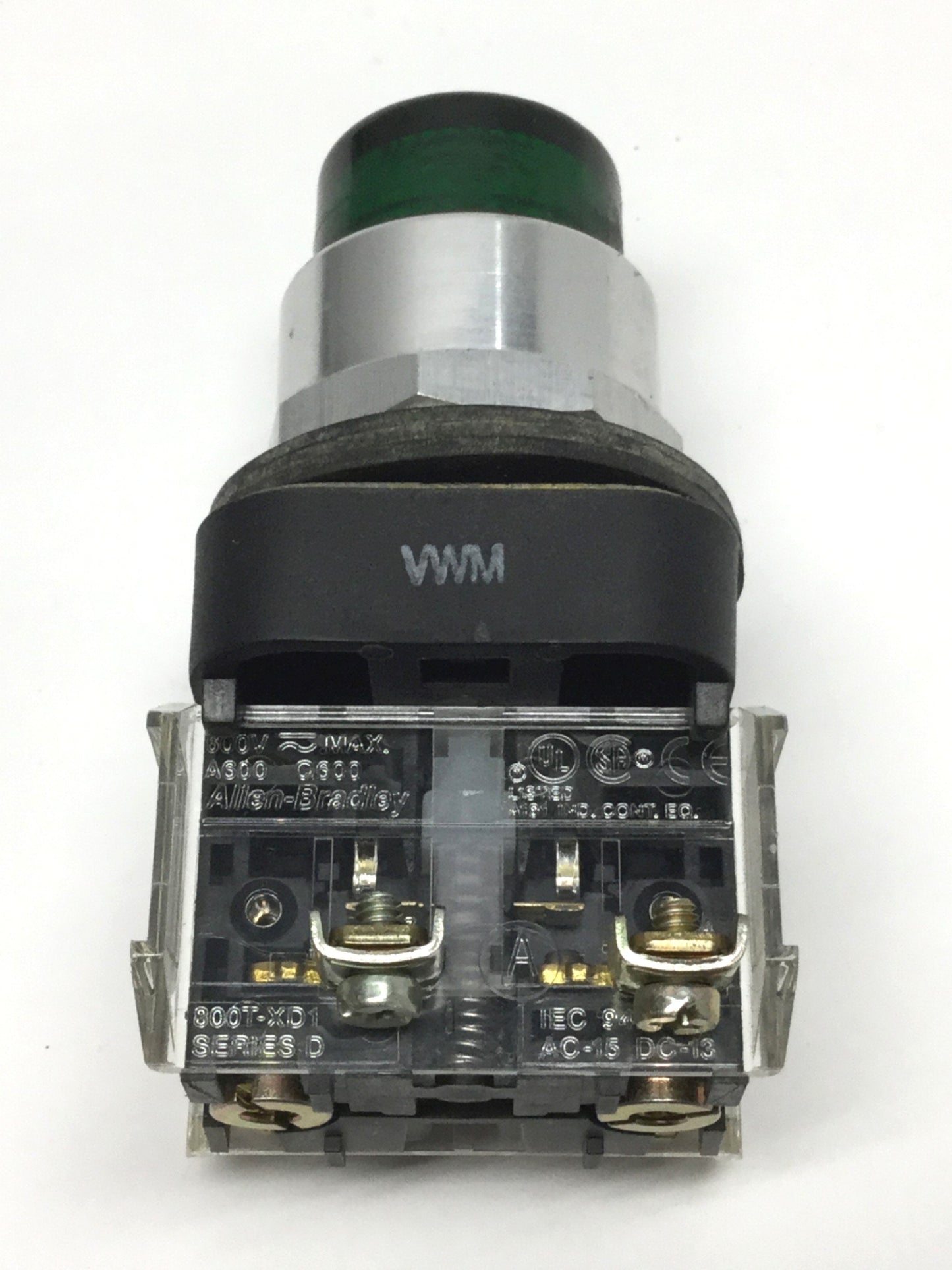 Used Allen Bradley 800T-QB10GD1 Illuminated Pushbutton Switch 30mm Green, 120V, 1NO