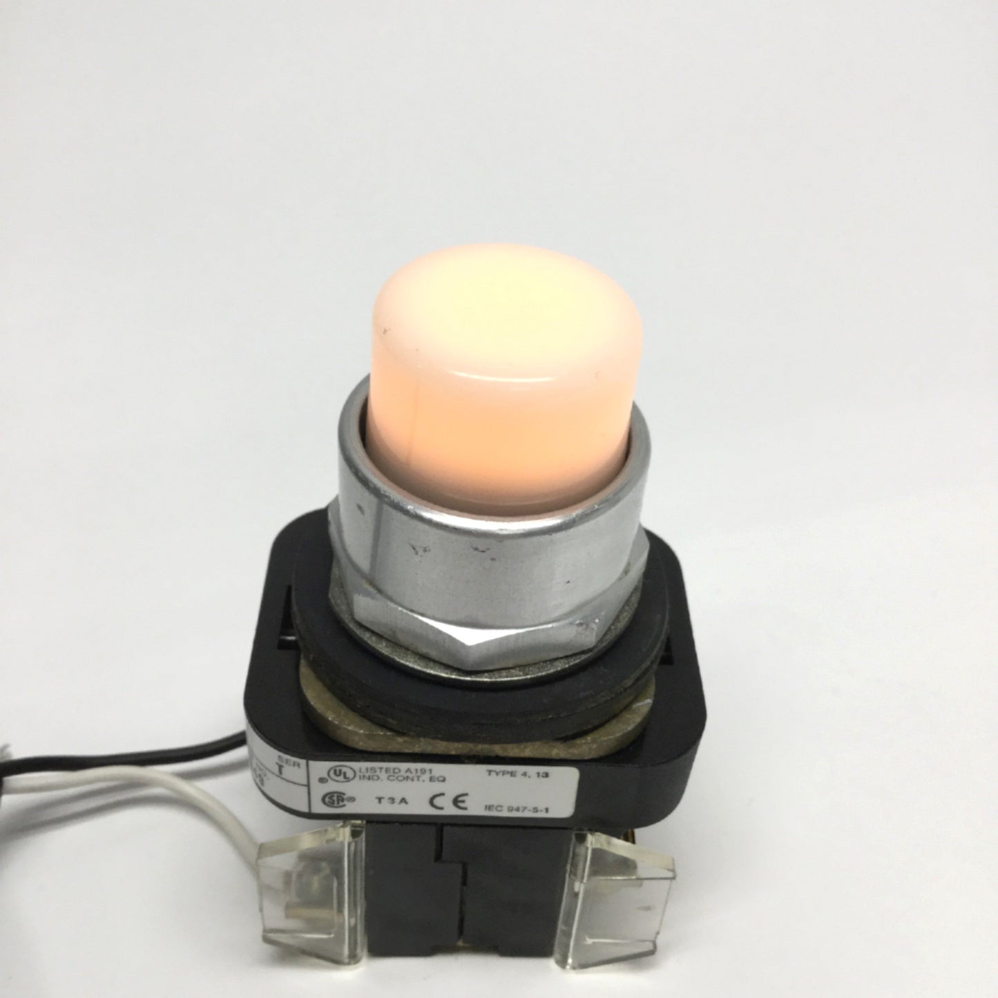 Used Allen Bradley 800T-QT10 Illuminated Pushbutton Switch 30mm, White, 120V, 1NO-1NC