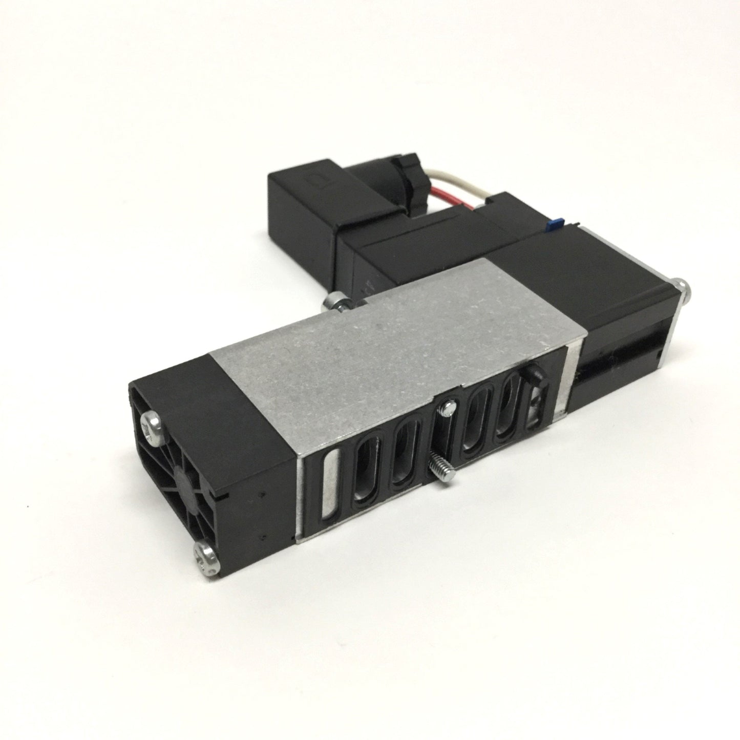 Used Norgren V405516D-C318B Mini ISO Solenoid Valve 5-Port, 2-Position, 115VAC Coil