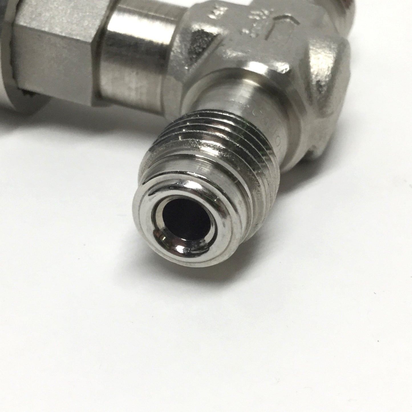 Used Swagelok SS-4MG-VCR Medium Flow Metering Valve, 1/4" Male VCR, 316 Stainless