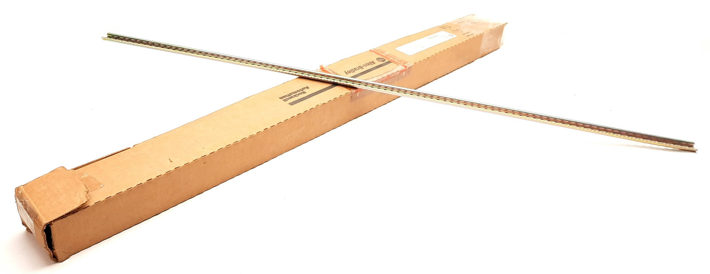 New – Open box Lot of 18 Allen Bradley 1492-N22 Terminal Block Rigid DIN Rail 36-5/8" Length