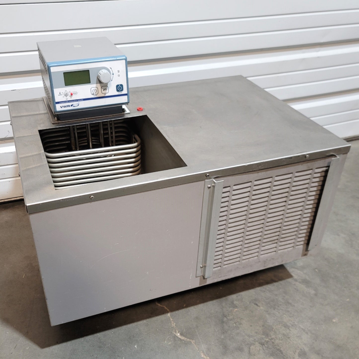 Used VWR 13271-130 Signature Refrigerated Heating Circulating Bath 28 Liters, 120VAC