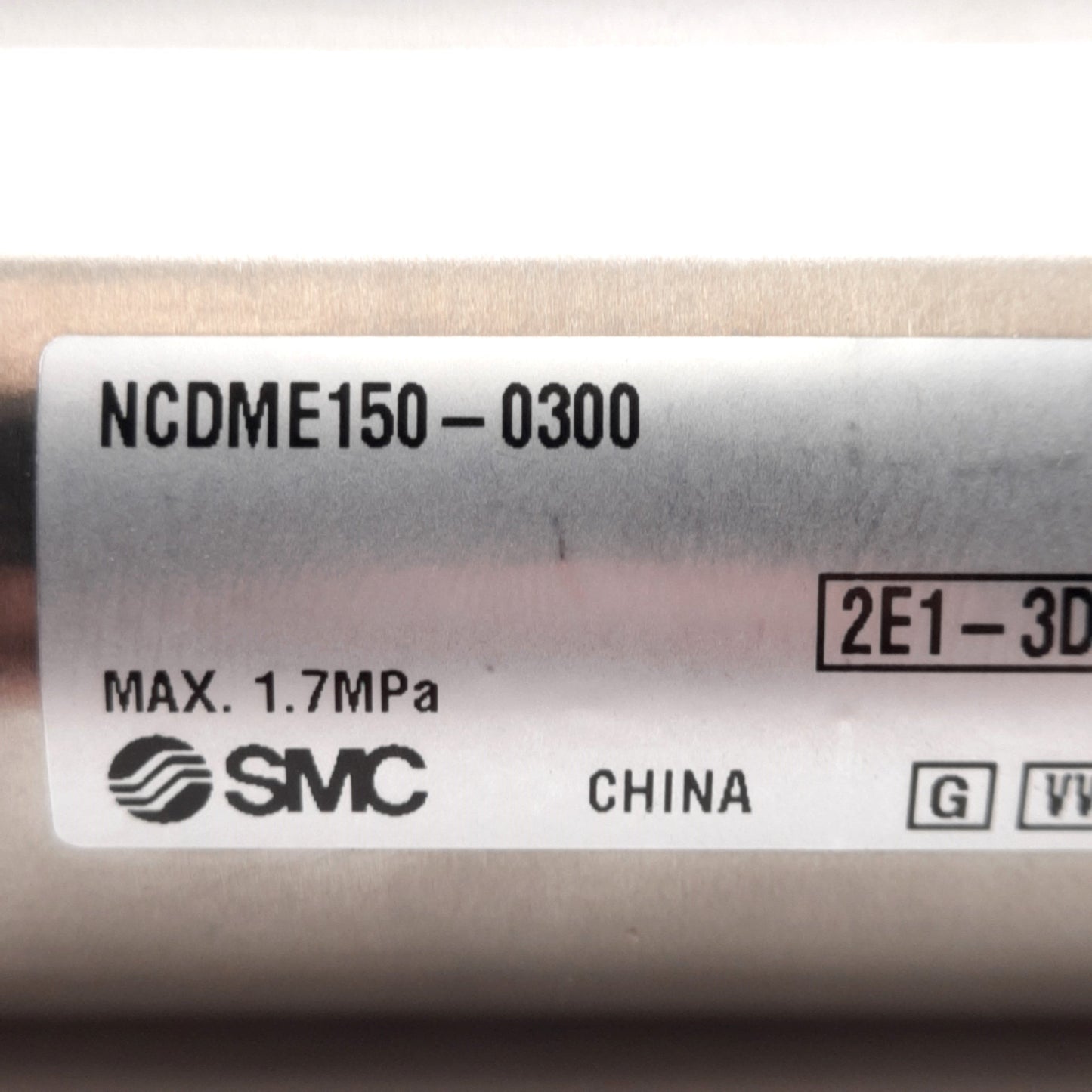 New SMC NCDME150-0300 Pneumatic Cylinder, ø1.5in Bore, 3in Stroke, 250psi, 1/8in NPT