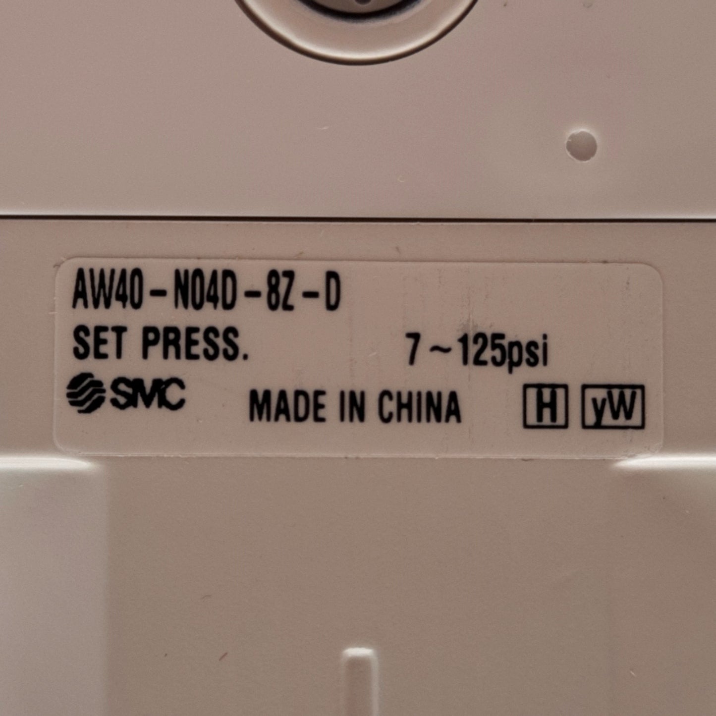 New – Open box SMC AW40-N04D-8Z-D Filter Regulator, 5µm, 7-125psi, 1/2in NPT, ø3/8in One-Touch