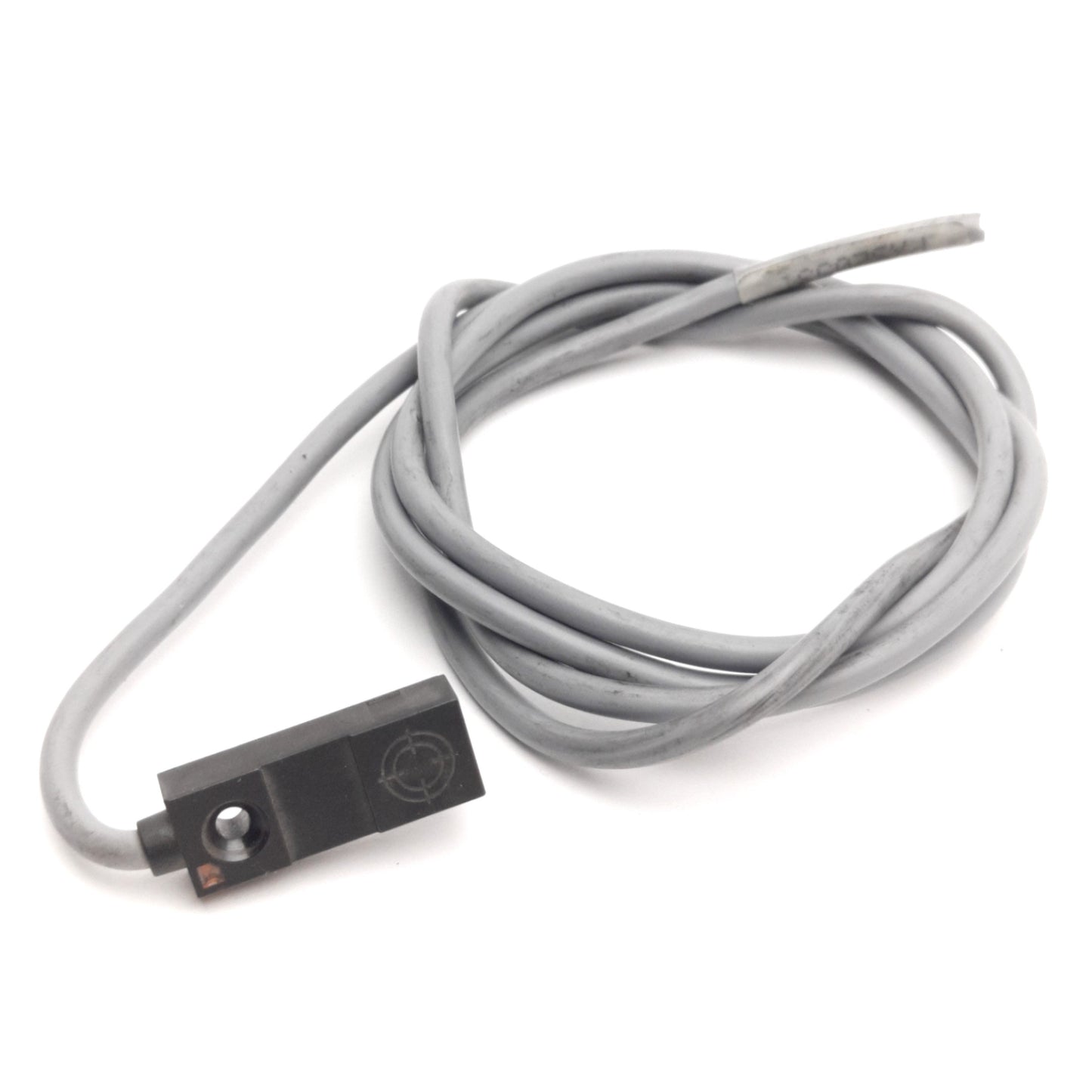 Used Parker 003-2468-04 Hall-Effect Sensor, 4.5-30VDC, 100mA, Normally Open PNP