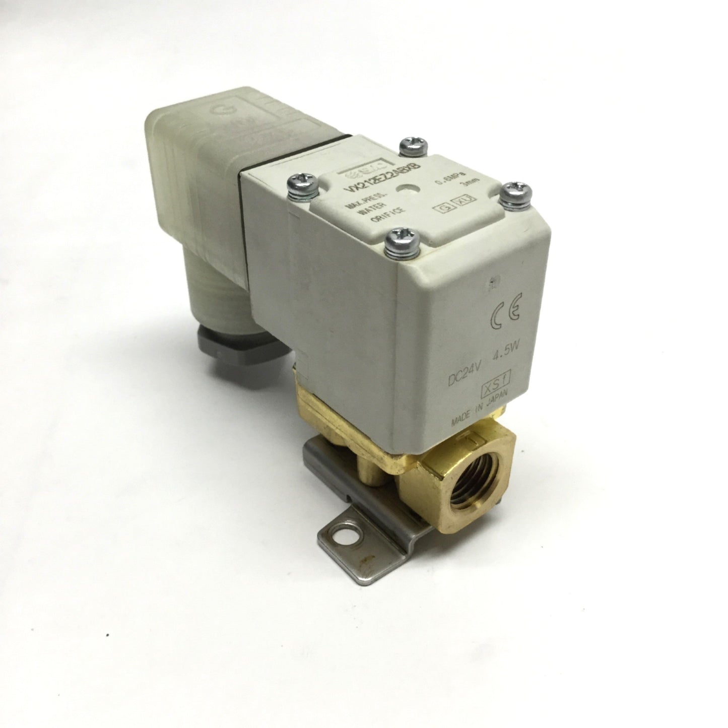 Used SMC VX212EZ2ABXB Solenoid Water Valve, 2-Way NC, 3mm Orifice, 24VDC, 0.6MPa
