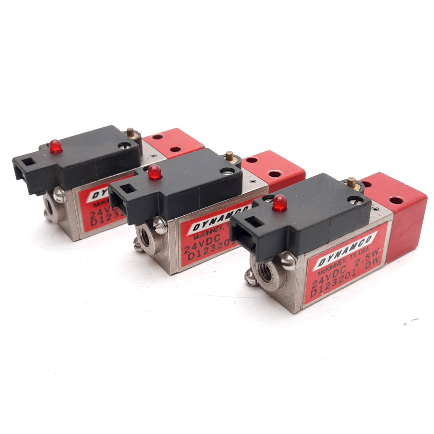 Used Lot of 3 Dynamco D123201 Solenoid Valve, 24VDC, ø1.6mm Orifice, 2.5W, 10-32 Port