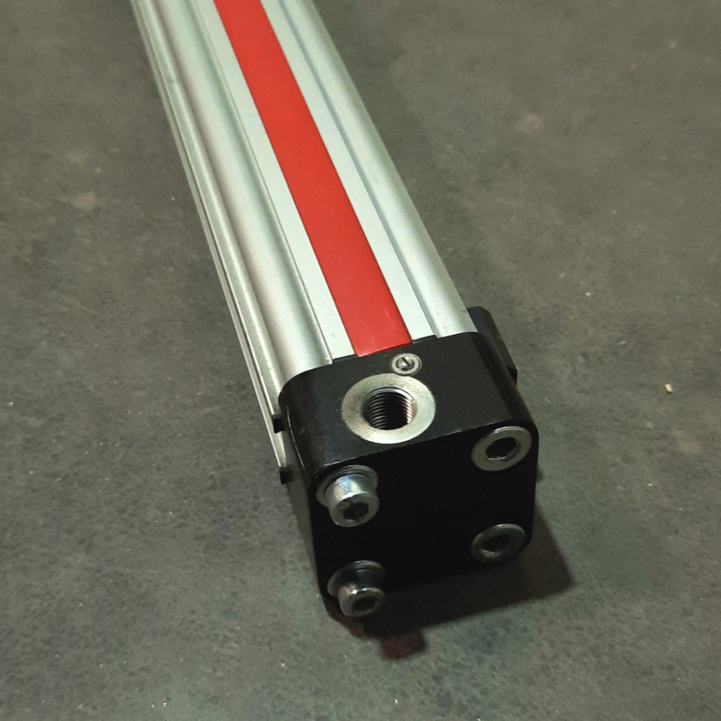 Used Parker Origa P20100001032-1270 OSP-P25 Rodless Cylinder, 1270mm Stroke, G1/8