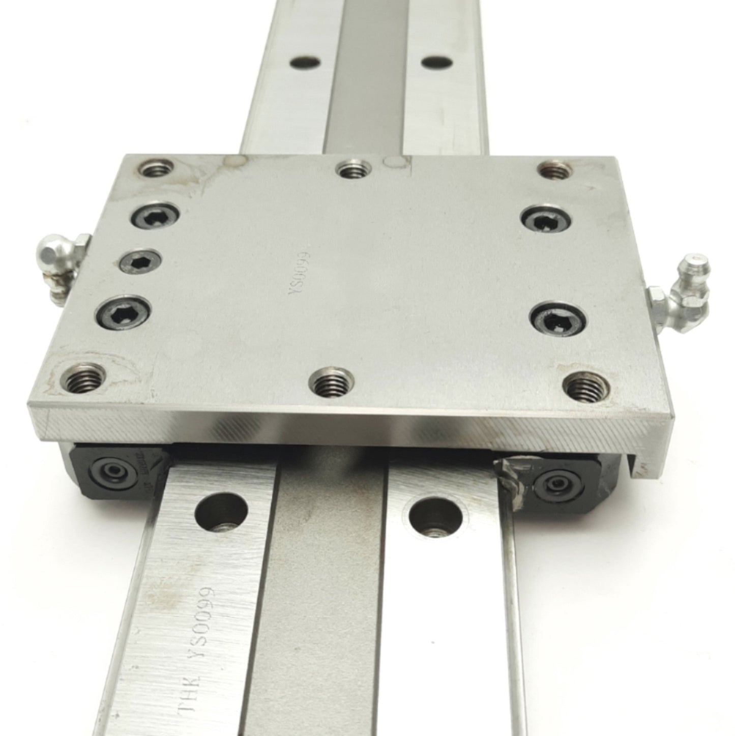 Used THK HR2042 Carriage & 820mm Rail 17kN Dynamic Radial Load Ball Bearing, Old Type