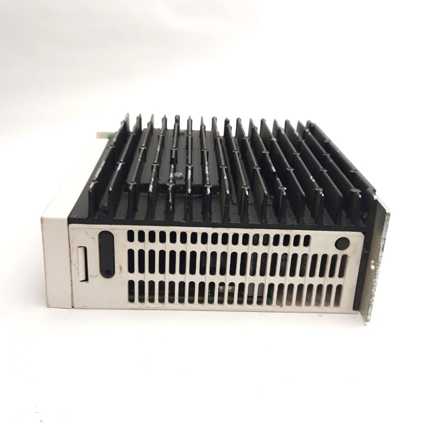 Used Panasonic MUDS083A1A Servo Drive, 200-230VAC 3-Ph Input, 116V 4.3A 750W Output