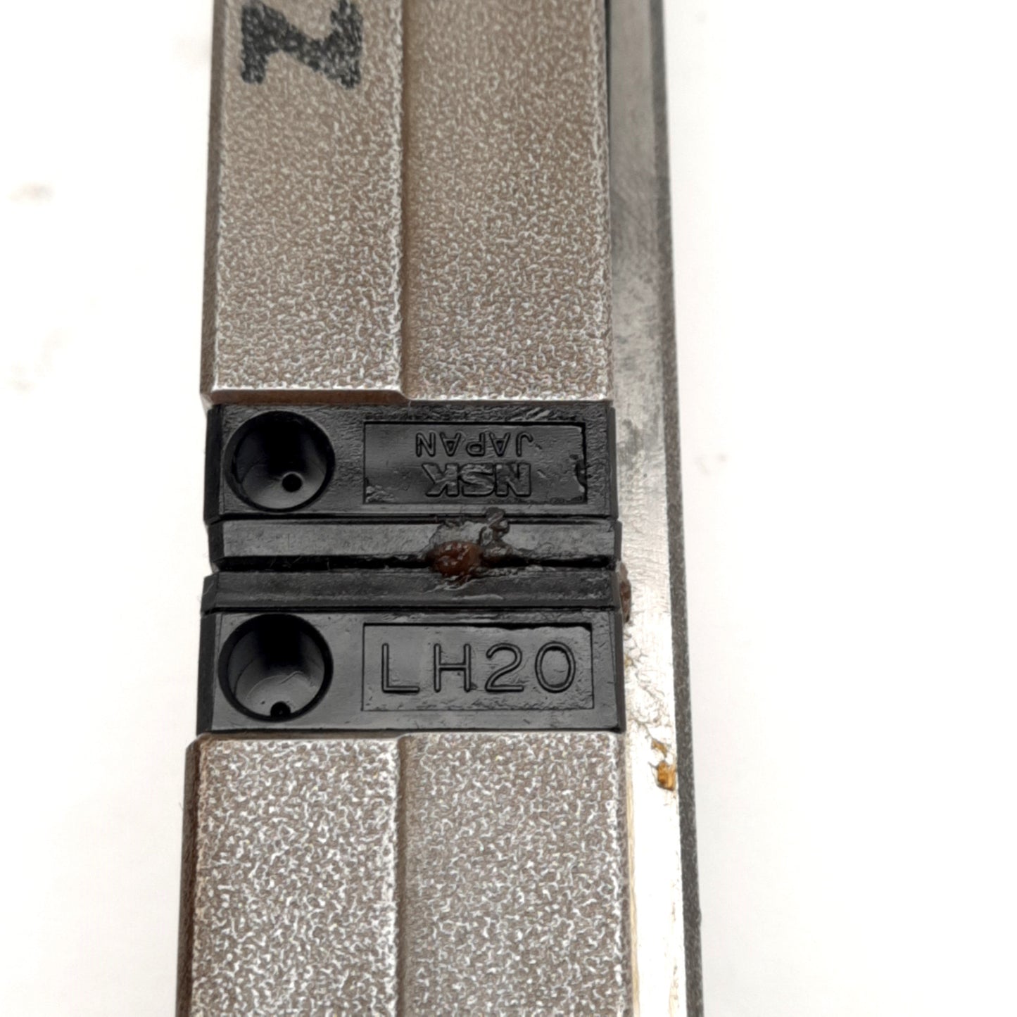Used NSK LAH20-AN Dual Carriage Linear Rail, 520mm, 69.8x44x30mm Carriage, M6x0.75