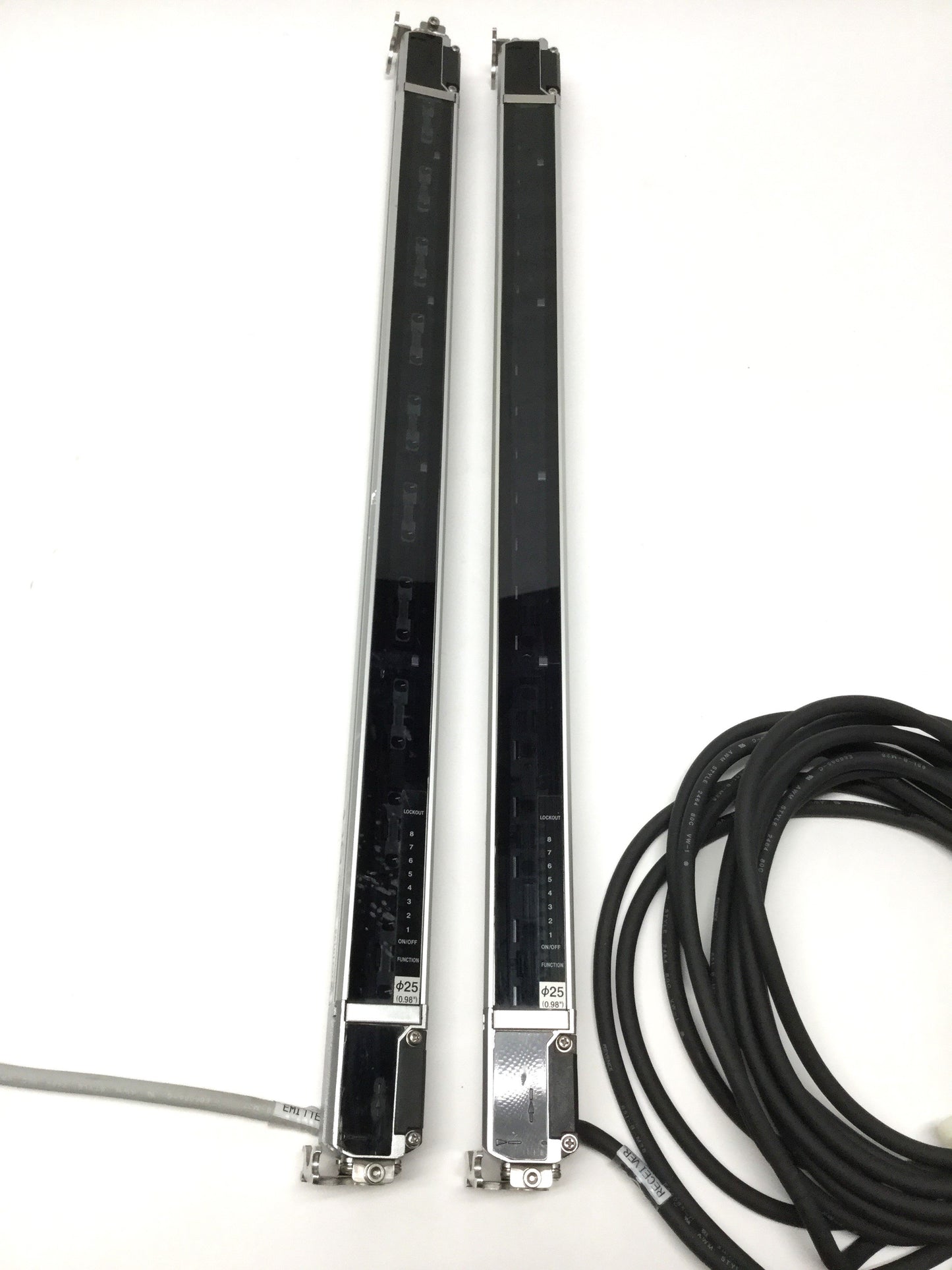 Used Keyence SL-C24H Safety Light Curtain Transmitter & Receiver Pair Set 460mm 24VDC