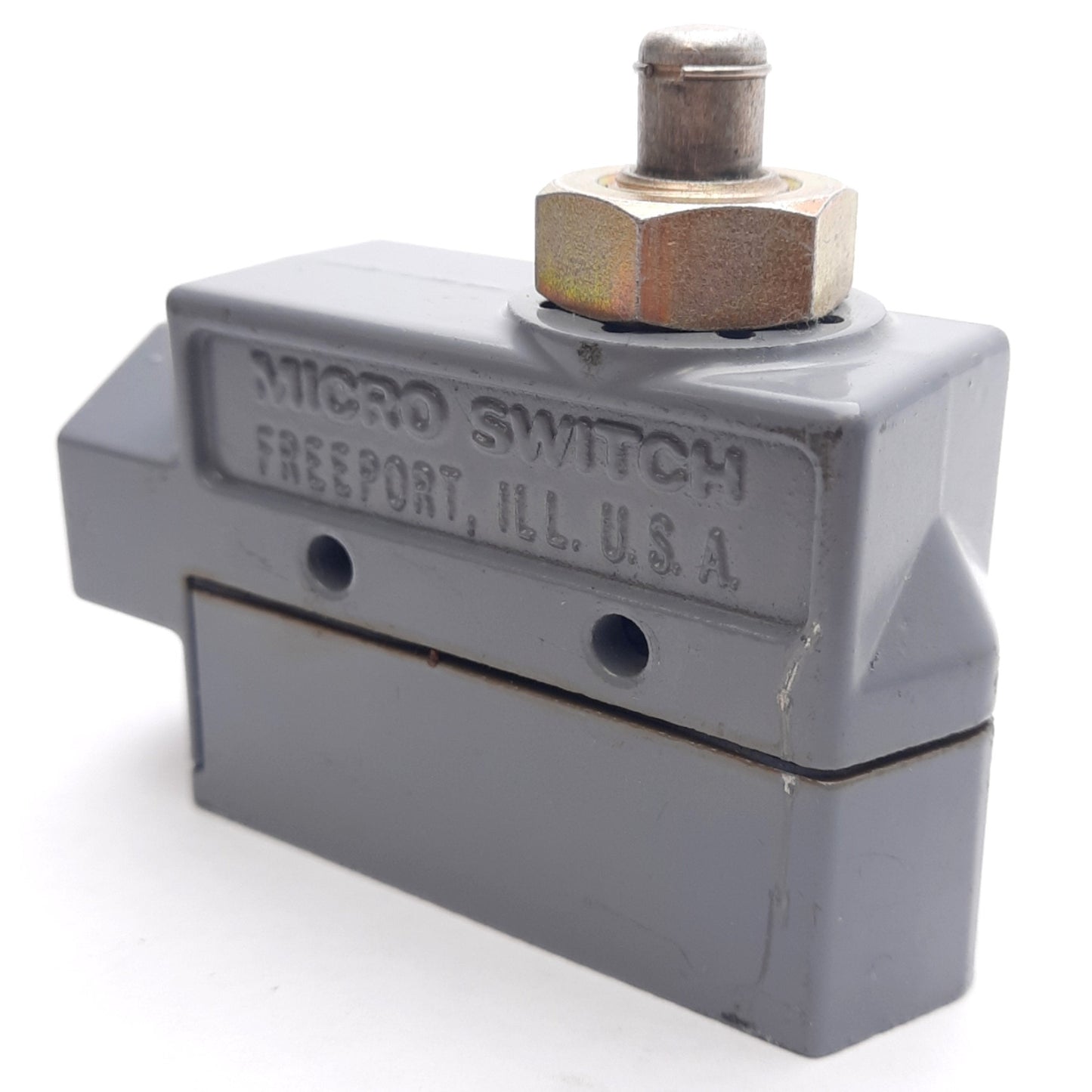 Used Honeywell Micro Switch BME6-2RQ Limit Switch SPDT 22A @ 125/250/480VAC 1/2in NPT